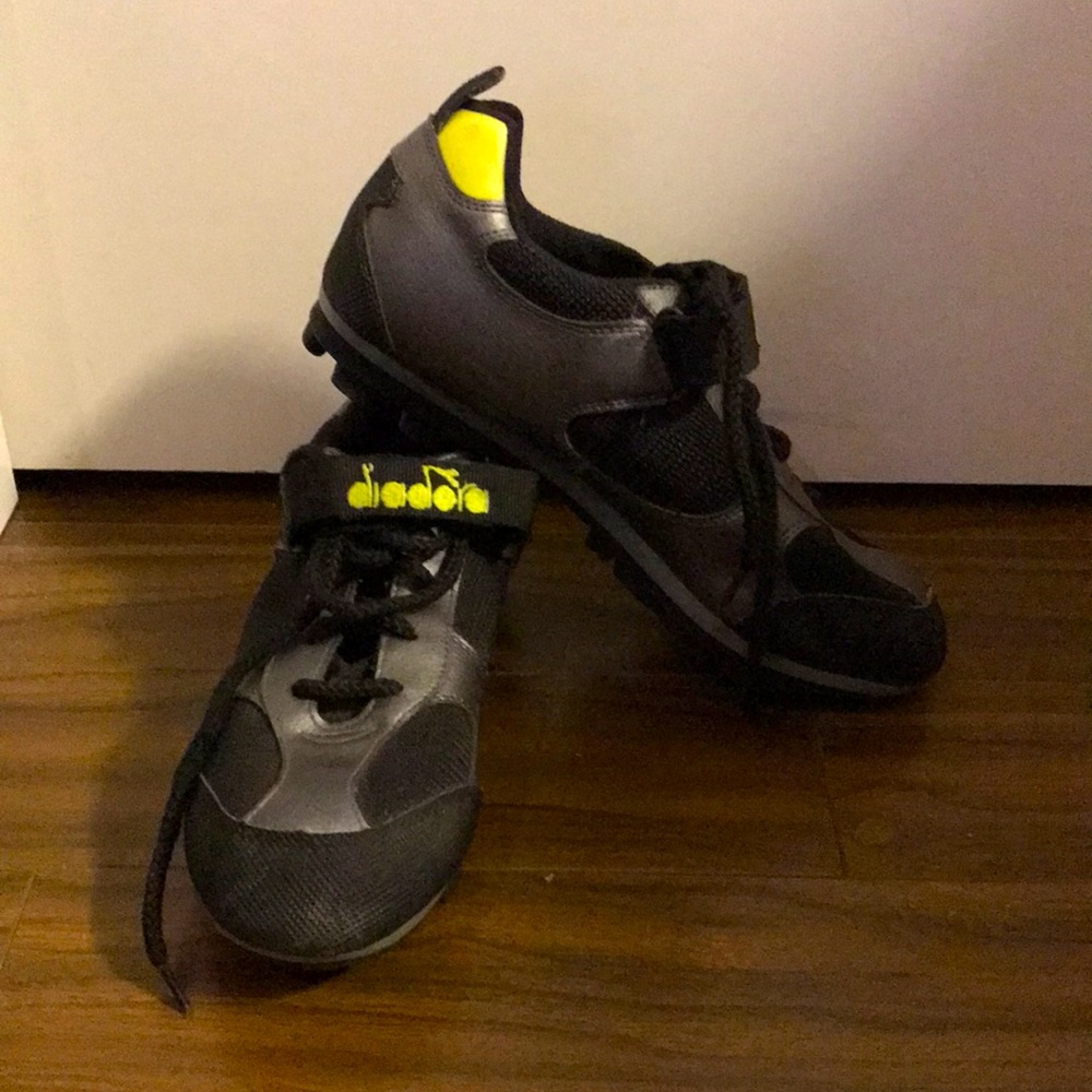VGUC Diadora cycling/biking shoes